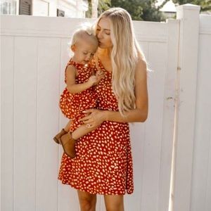 Bailey’s Blossoms Sheerah Mommy & Me V-Neck Dress XS/3T